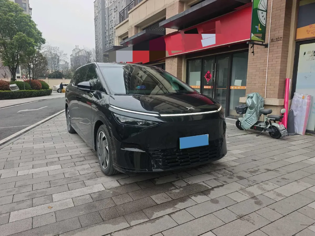 2024 Xpeng X9 BEV 101.5KWH,autocango,china used car exporter,china ev exporter,chinese used car exporter,chinese used ev exporter