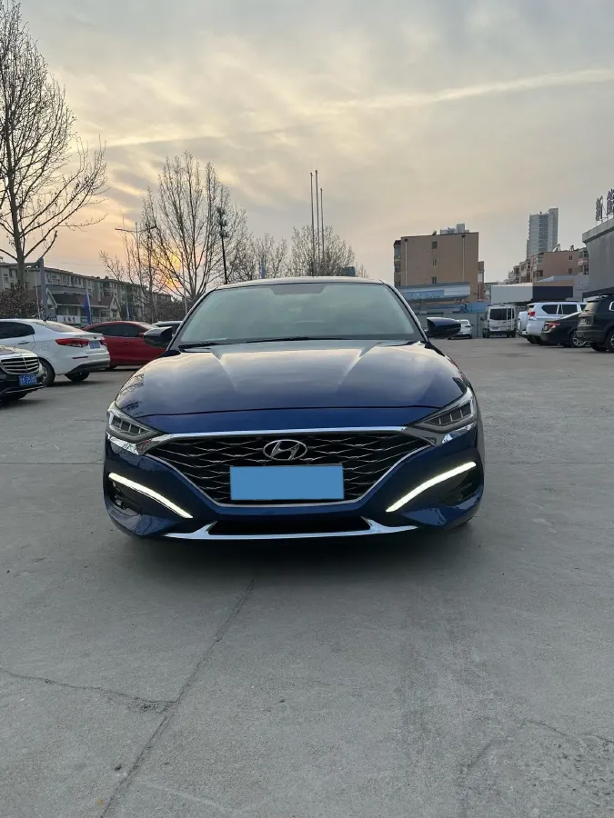 2019 Hyundai La Festa 1.6T 204HP L4 7DCT,autocango,china used car exporter,china ev exporter,chinese used car exporter,chinese used ev exporter