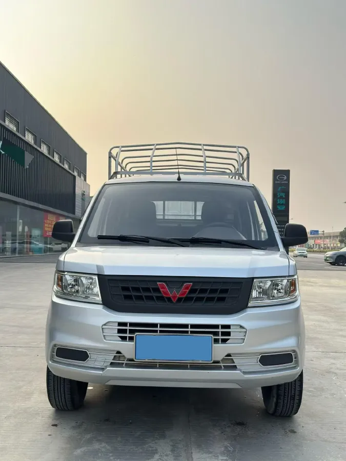 2019 WuLing RongGuang New Truck 1.8L 133HP L4 5MT,autocango,china used car exporter,china ev exporter,chinese used car exporter,chinese used ev exporter