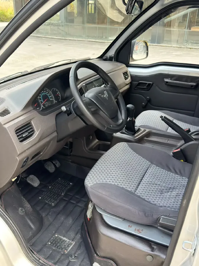 2019 WuLing RongGuang New Truck 1.8L 133HP L4 5MT,autocango,china used car exporter,china ev exporter,chinese used car exporter,chinese used ev exporter