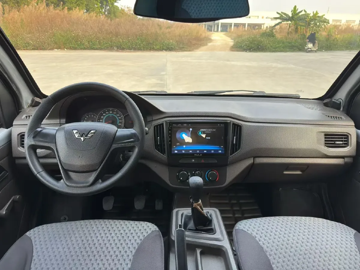 2019 WuLing RongGuang New Truck 1.8L 133HP L4 5MT,autocango,china used car exporter,china ev exporter,chinese used car exporter,chinese used ev exporter