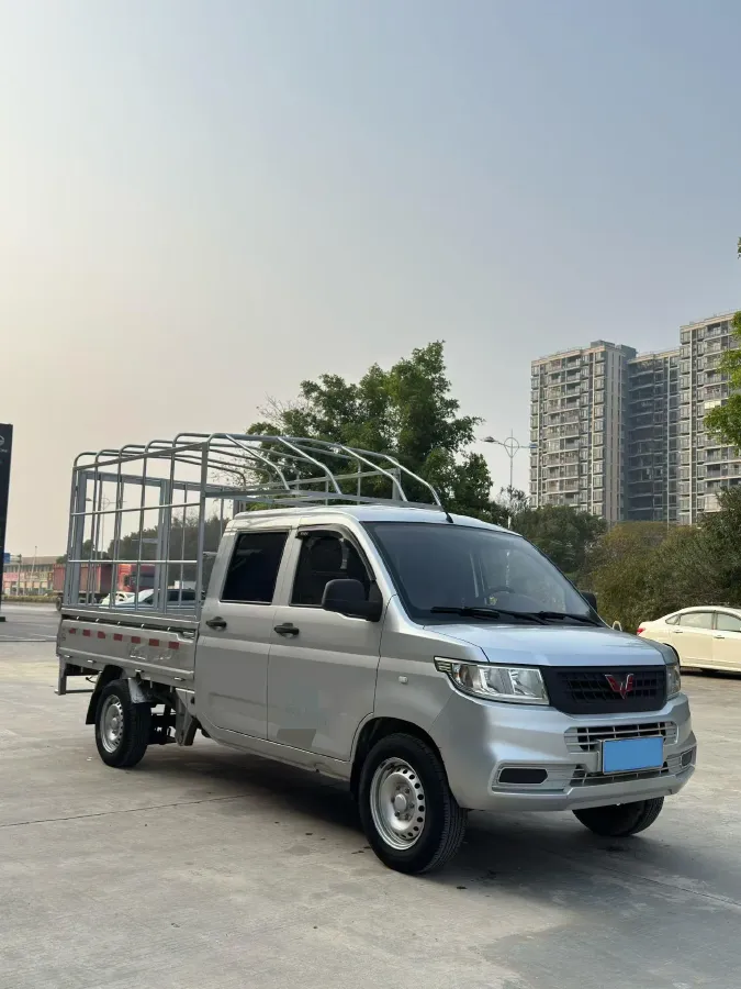 2019 WuLing RongGuang New Truck 1.8L 133HP L4 5MT,autocango,china used car exporter,china ev exporter,chinese used car exporter,chinese used ev exporter