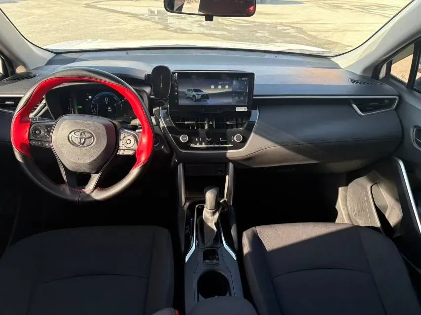 2024 Toyota Corolla Cross 2.0L 152HP L4 E-CVT Hybrid,autocango,china used car exporter,china ev exporter,chinese used car exporter,chinese used ev exporter