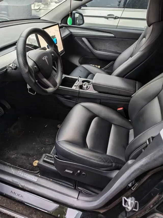 2022 Tesla Model Y BEV 60KWH,autocango,china used car exporter,china ev exporter,chinese used car exporter,chinese used ev exporter