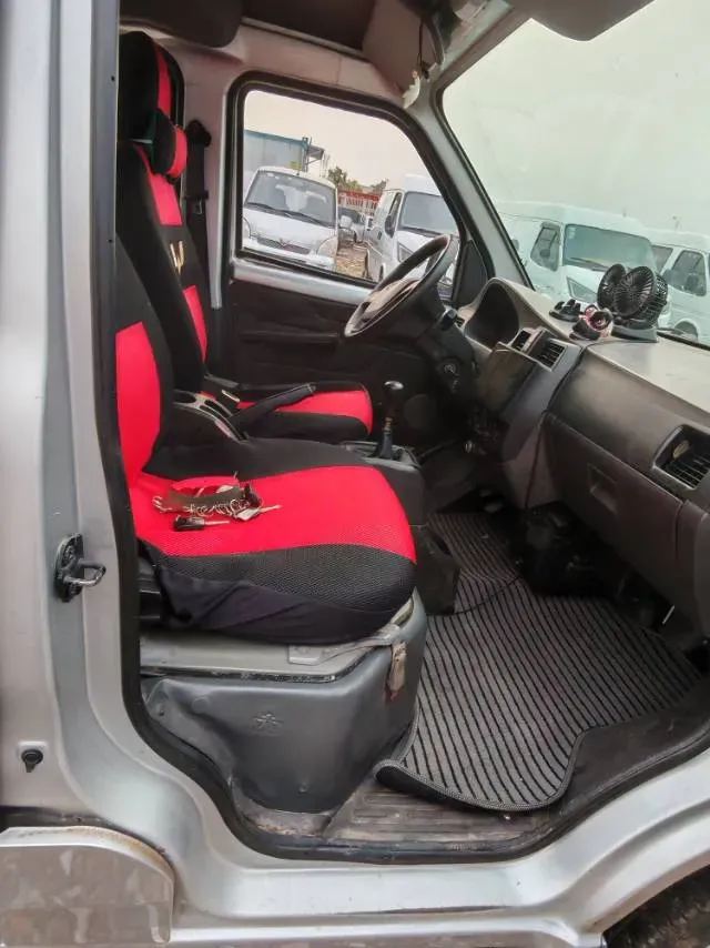 2017 WuLing RongGuang 1.5L 107HP L4 5MT,autocango,china used car exporter,china ev exporter,chinese used car exporter,chinese used ev exporter