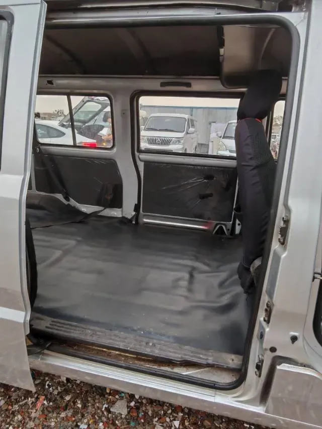 2017 WuLing RongGuang 1.5L 107HP L4 5MT,autocango,china used car exporter,china ev exporter,chinese used car exporter,chinese used ev exporter