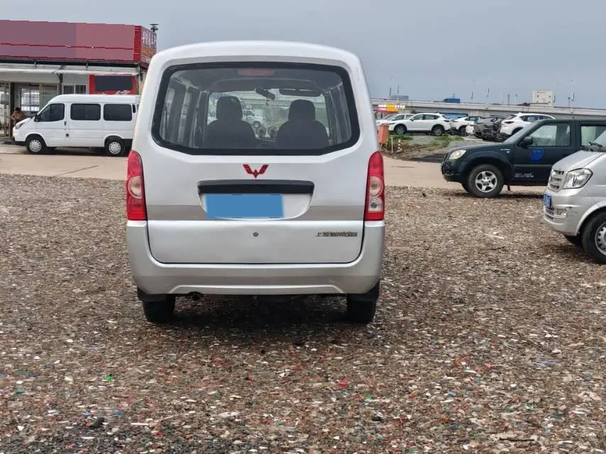 2017 WuLing RongGuang 1.5L 107HP L4 5MT,autocango,china used car exporter,china ev exporter,chinese used car exporter,chinese used ev exporter