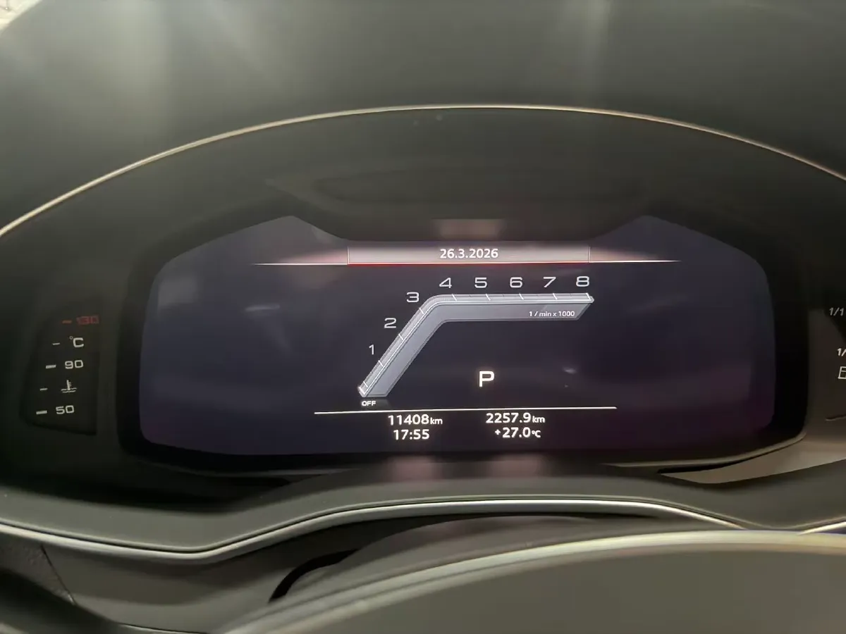 2024 Audi A7L 2.0T 245HP L4 7DCT,autocango,china used car exporter,china ev exporter,chinese used car exporter,chinese used ev exporter