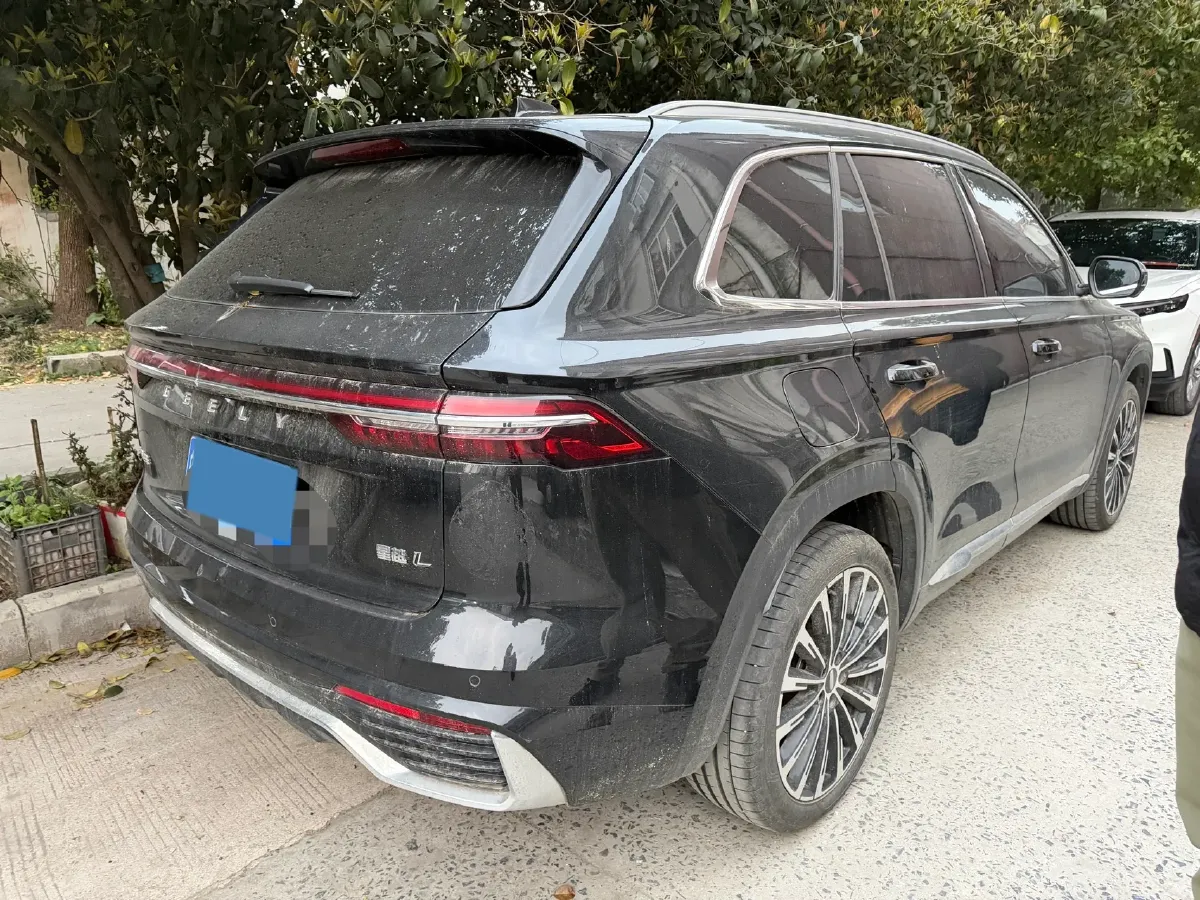 2025 Geely Monjaro 2.0T 238HP L4 8AT,autocango,china used car exporter,china ev exporter,chinese used car exporter,chinese used ev exporter