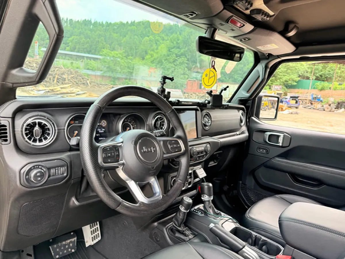 2019 Jeep Wrangler 2.0T 266HP L4 8AT,autocango,china used car exporter,china ev exporter,chinese used car exporter,chinese used ev exporter