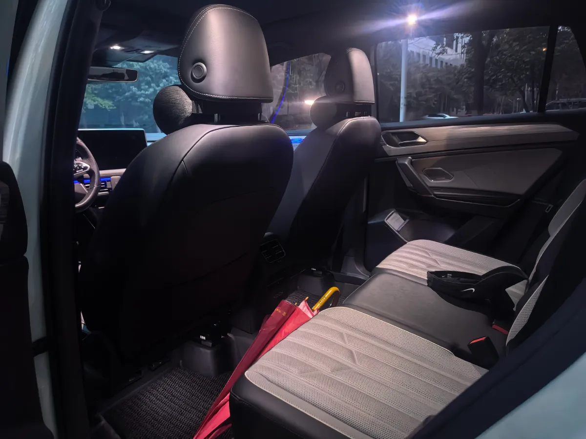 2023 Volkswagen Tayron 2.0T 220HP L4 7DCT,autocango,china used car exporter,china ev exporter,chinese used car exporter,chinese used ev exporter