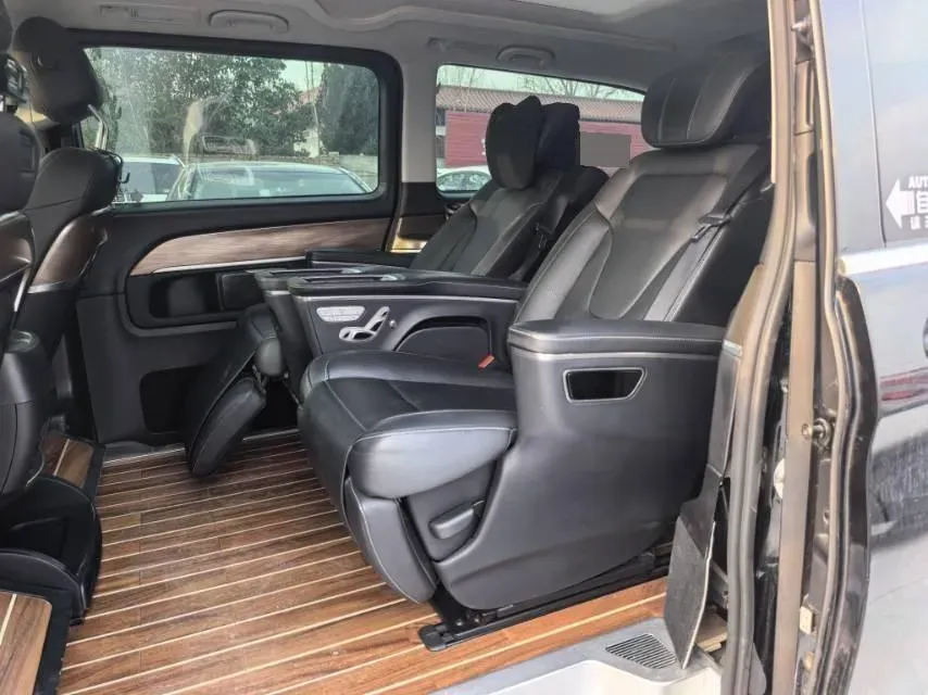 2021 Mercedes-Benz V Class 2.0T 211HP L4 9AT,autocango,china used car exporter,china ev exporter,chinese used car exporter,chinese used ev exporter