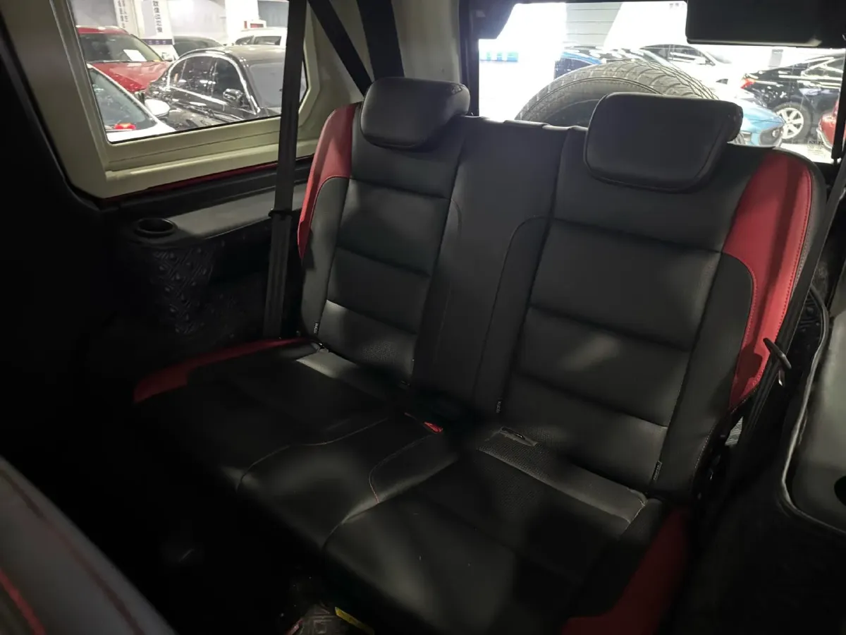 2020 Beijing BJ40 2.0T 224HP L4 8AT,autocango,china used car exporter,china ev exporter,chinese used car exporter,chinese used ev exporter