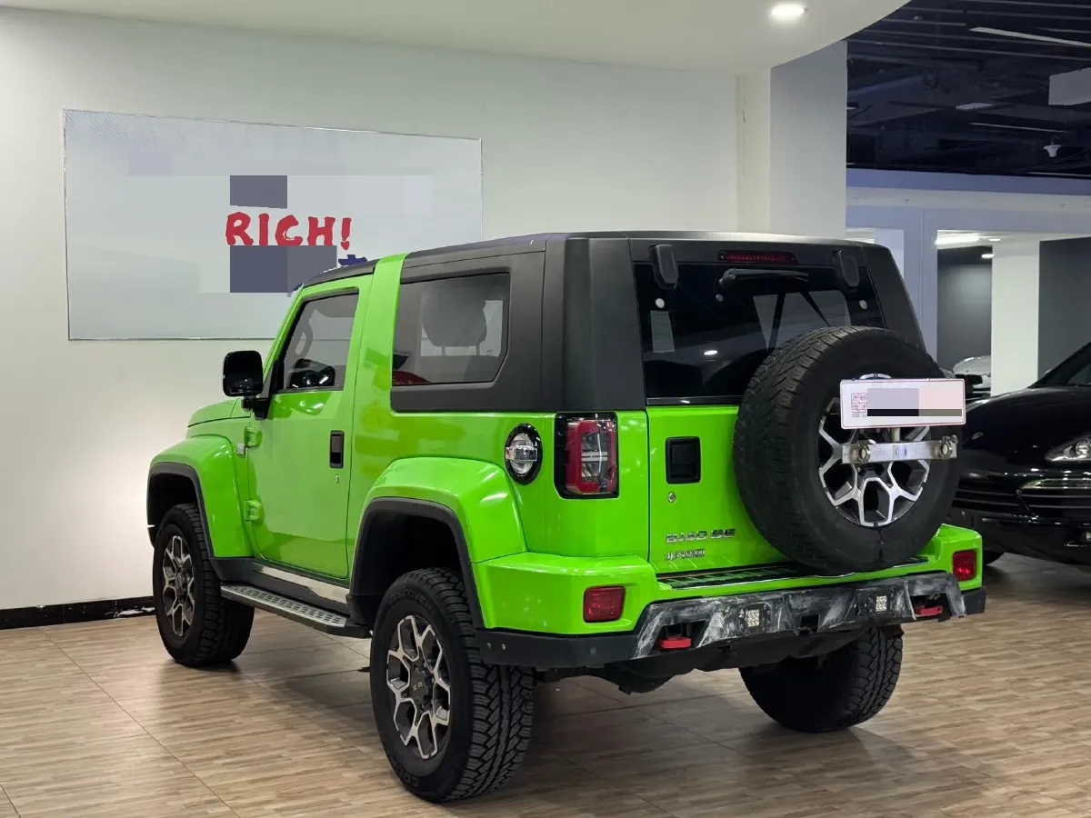 2020 Beijing BJ40 2.0T 224HP L4 8AT,autocango,china used car exporter,china ev exporter,chinese used car exporter,chinese used ev exporter