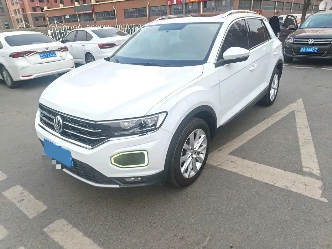 2019 Volkswagen T-Roc 1.4T 131HP L4 7DCT,autocango,china used car exporter,china ev exporter,chinese used car exporter,chinese used ev exporter