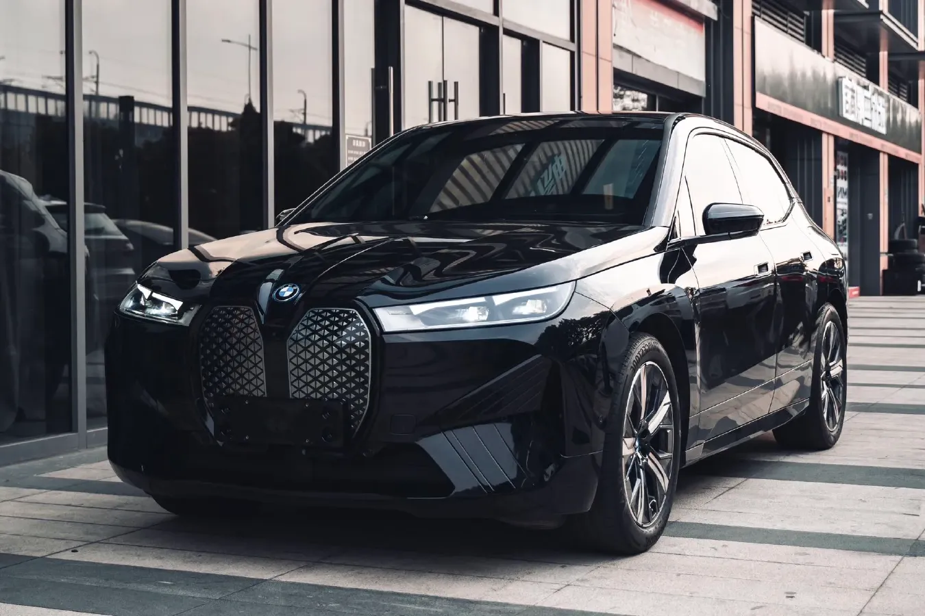 2023 BMW iX BEV 76.6KWH,autocango,china used car exporter,china ev exporter,chinese used car exporter,chinese used ev exporter