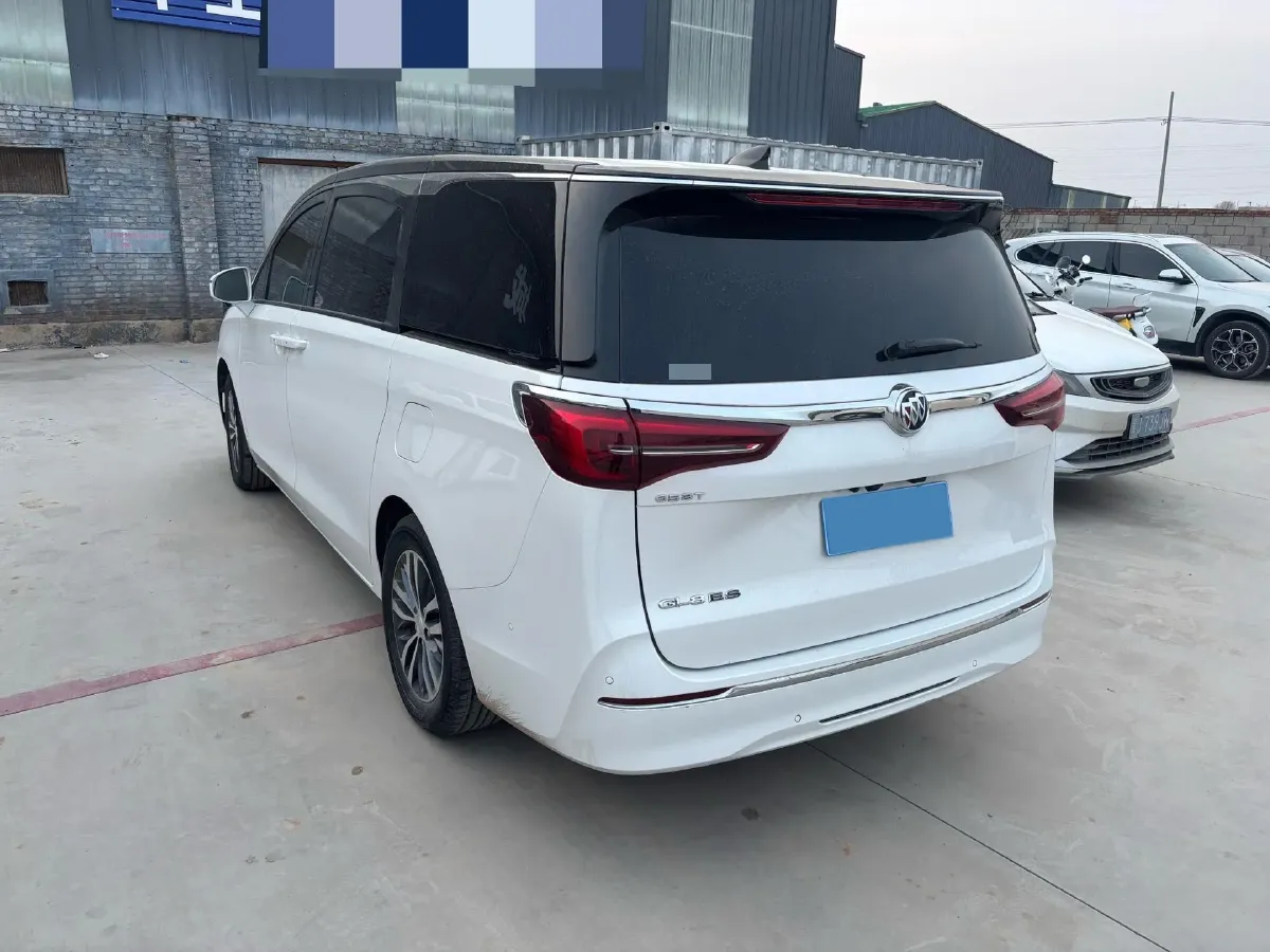2021 Buick GL8 2.0T 237HP L4 9AT,autocango,china used car exporter,china ev exporter,chinese used car exporter,chinese used ev exporter