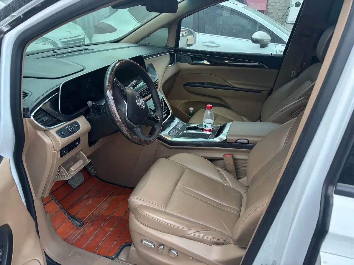 2021 Buick GL8 2.0T 237HP L4 9AT,autocango,china used car exporter,china ev exporter,chinese used car exporter,chinese used ev exporter