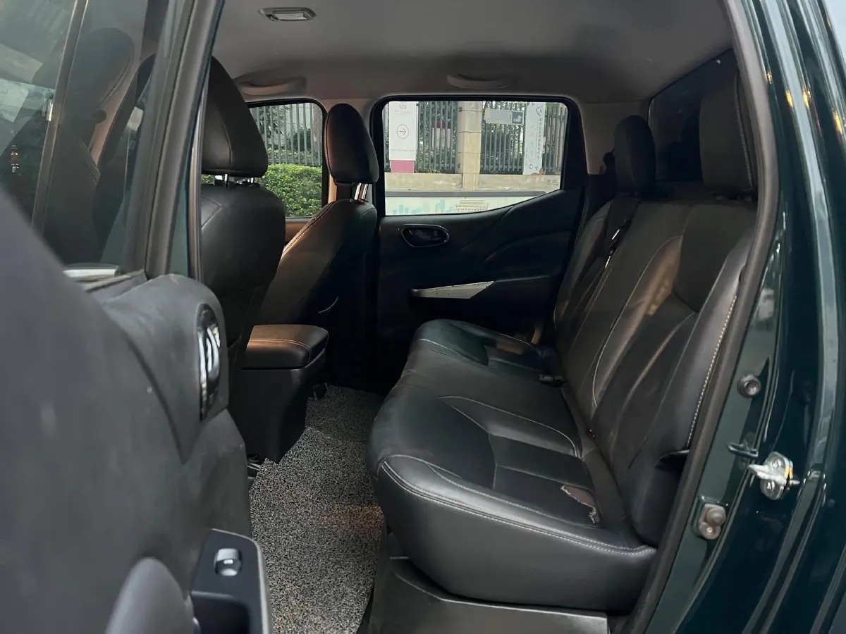 2020 Dongfeng RuiQi 6 2.4L 158HP L4 5MT,autocango,china used car exporter,china ev exporter,chinese used car exporter,chinese used ev exporter