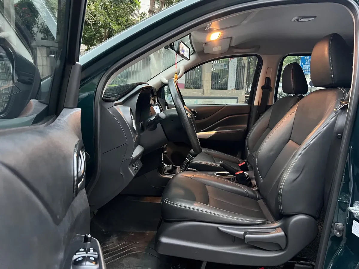 2020 Dongfeng RuiQi 6 2.4L 158HP L4 5MT,autocango,china used car exporter,china ev exporter,chinese used car exporter,chinese used ev exporter