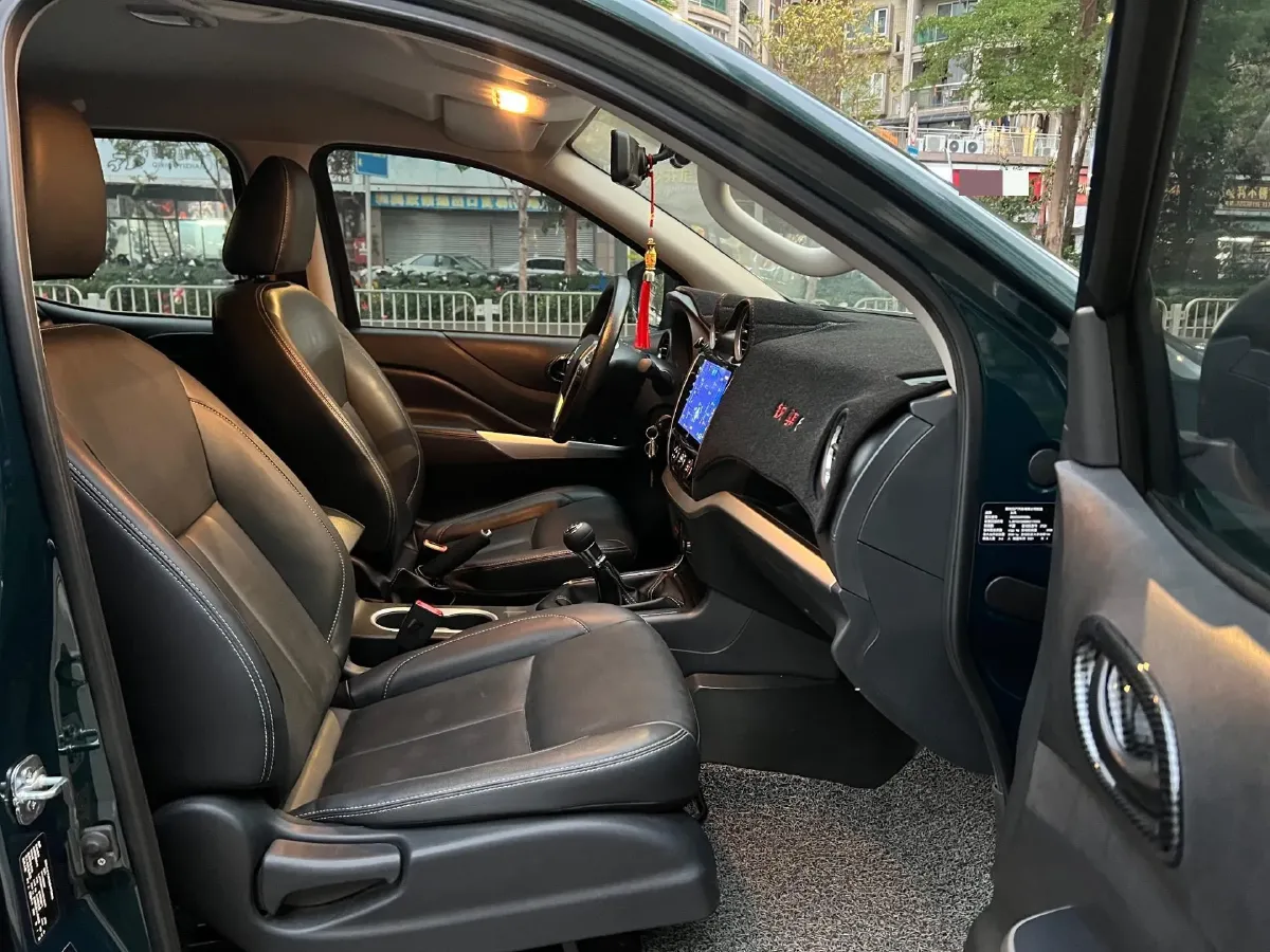 2020 Dongfeng RuiQi 6 2.4L 158HP L4 5MT,autocango,china used car exporter,china ev exporter,chinese used car exporter,chinese used ev exporter