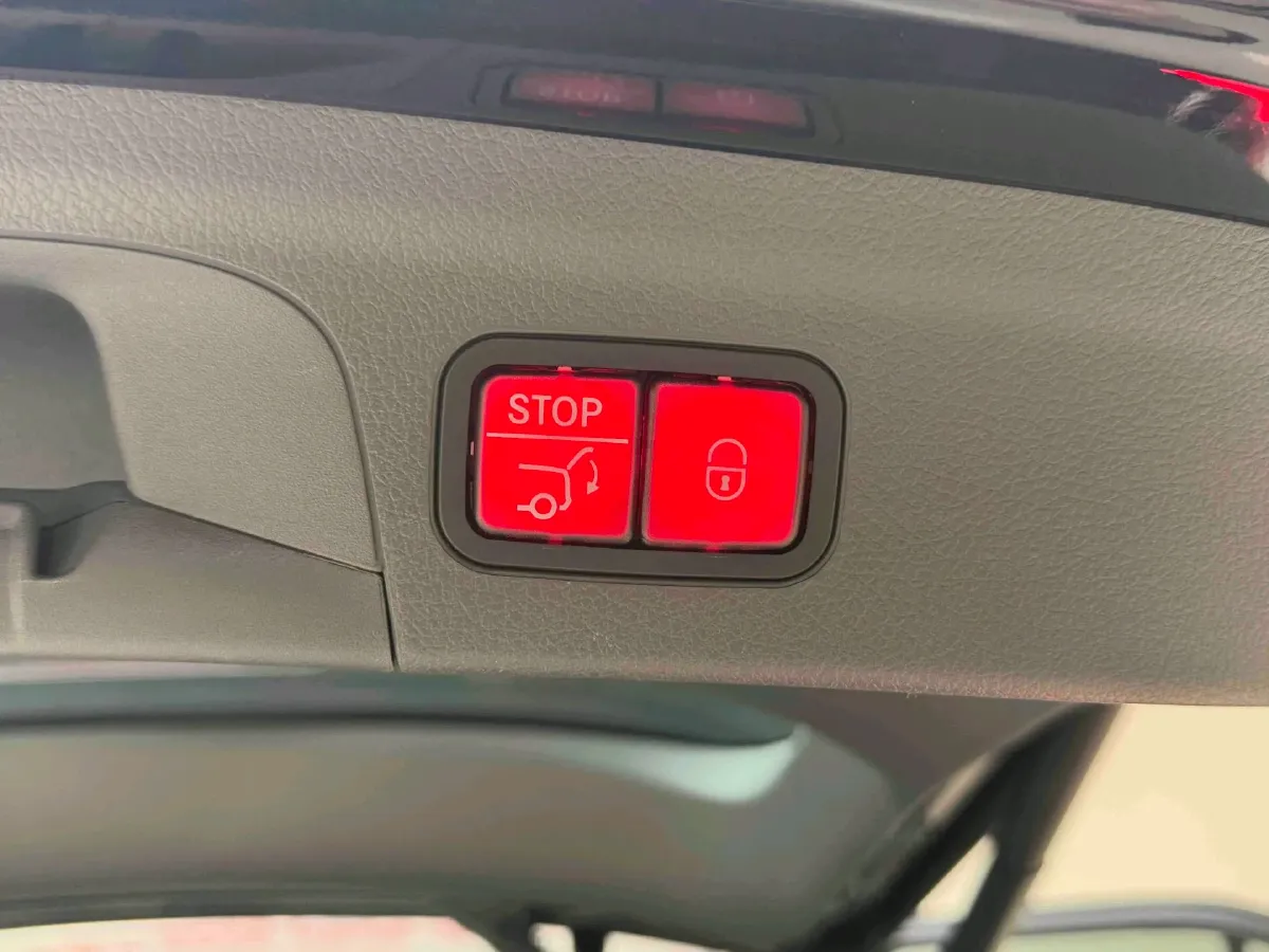 2020 Mercedes-Benz GLE Class 2.0T 258HP L4 9AT,autocango,china used car exporter,china ev exporter,chinese used car exporter,chinese used ev exporter