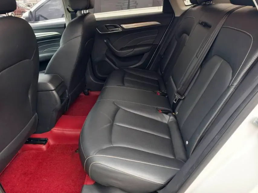 2019 Roewe i6 1.6L 125HP L4 5MT,autocango,china used car exporter,china ev exporter,chinese used car exporter,chinese used ev exporter