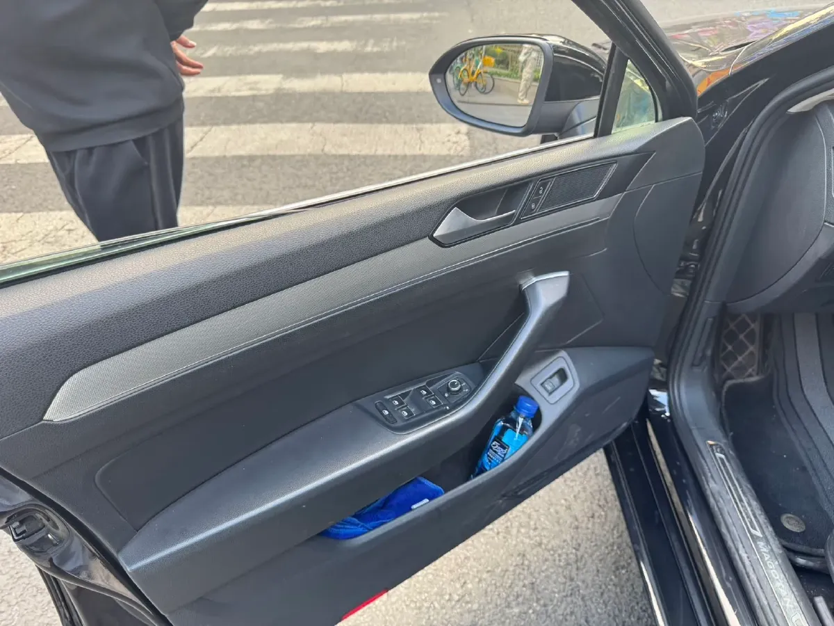 2020 Volkswagen Magotan 1.4T 150HP L4 7DCT,autocango,china used car exporter,china ev exporter,chinese used car exporter,chinese used ev exporter