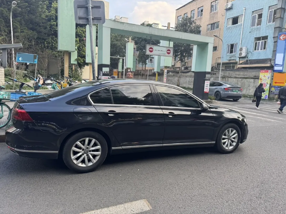 2020 Volkswagen Magotan 1.4T 150HP L4 7DCT,autocango,china used car exporter,china ev exporter,chinese used car exporter,chinese used ev exporter