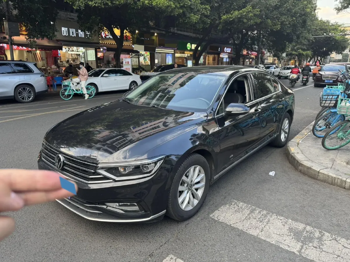 2020 Volkswagen Magotan 1.4T 150HP L4 7DCT,autocango,china used car exporter,china ev exporter,chinese used car exporter,chinese used ev exporter