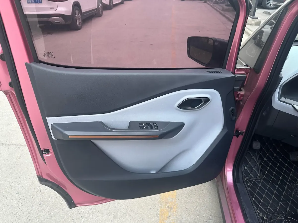 2018 BaoJun E200 BEV 22KWH,autocango,china used car exporter,china ev exporter,chinese used car exporter,chinese used ev exporter