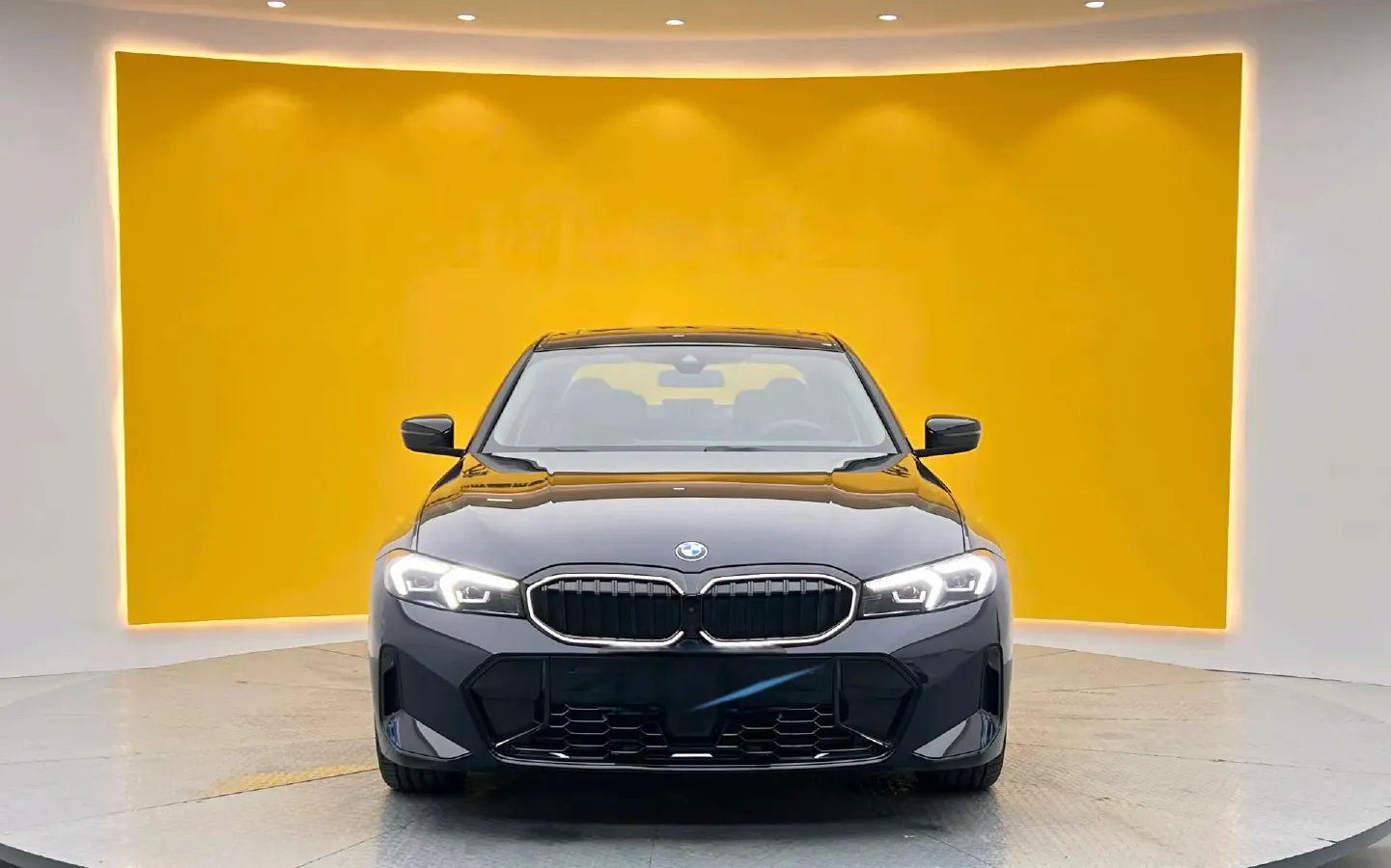 2025 BMW 3 Series 2.0T 245HP L4 8AT,autocango,china used car exporter,china ev exporter,chinese used car exporter,chinese used ev exporter