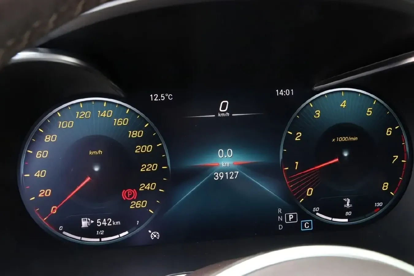 2022 Mercedes-Benz GLC Class 2.0T 197HP L4 9AT,autocango,china used car exporter,china ev exporter,chinese used car exporter,chinese used ev exporter