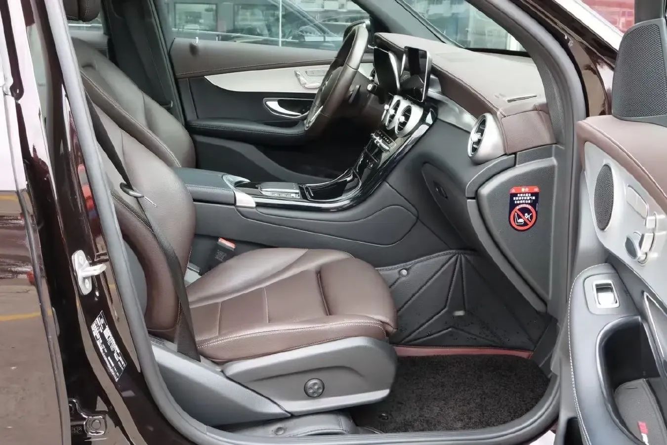 2022 Mercedes-Benz GLC Class 2.0T 197HP L4 9AT,autocango,china used car exporter,china ev exporter,chinese used car exporter,chinese used ev exporter