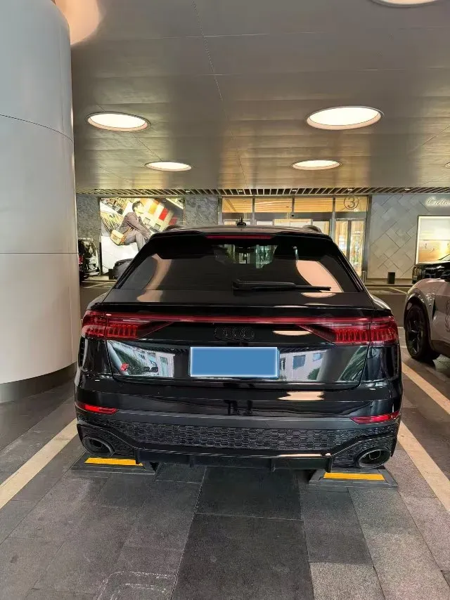 2021 Audi RS Q8 4.0T 600HP V8 8AT,autocango,china used car exporter,china ev exporter,chinese used car exporter,chinese used ev exporter