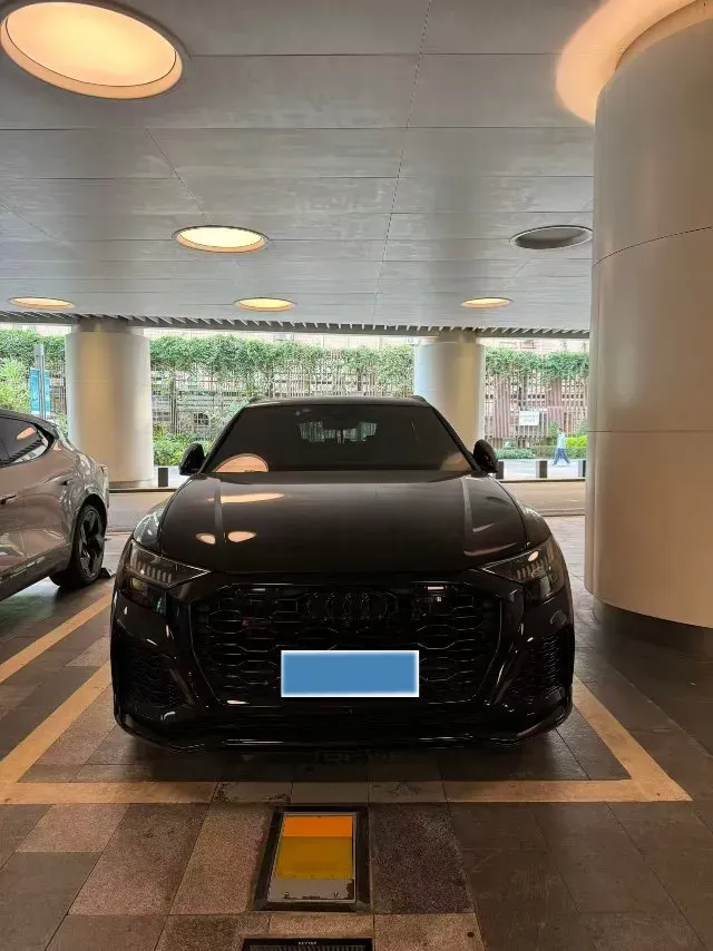 2021 Audi RS Q8 4.0T 600HP V8 8AT,autocango,china used car exporter,china ev exporter,chinese used car exporter,chinese used ev exporter