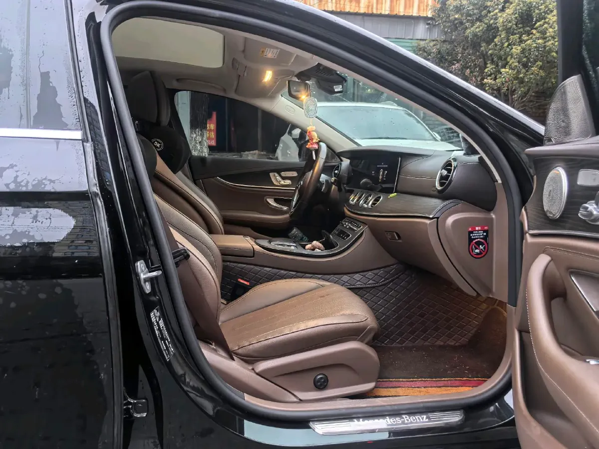 2022 Mercedes-Benz E Class 2.0T 258HP L4 9AT,autocango,china used car exporter,china ev exporter,chinese used car exporter,chinese used ev exporter