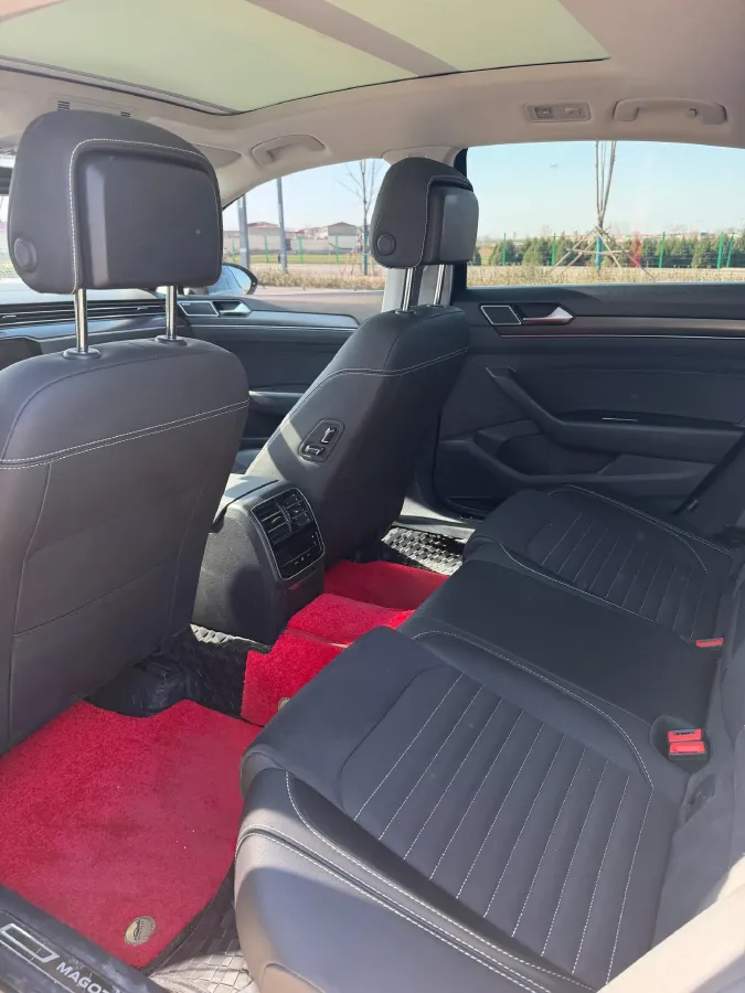 2020 Volkswagen Magotan 2.0T 186HP L4 7DCT,autocango,china used car exporter,china ev exporter,chinese used car exporter,chinese used ev exporter