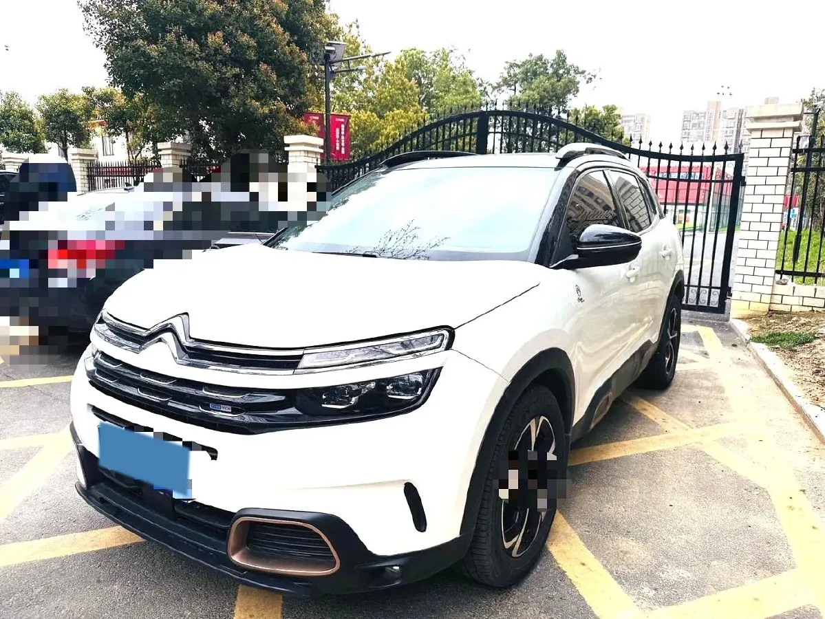 2020 Citroen C5 Aircross 1.6T 170HP L4 6AT,autocango,china used car exporter,china ev exporter,chinese used car exporter,chinese used ev exporter