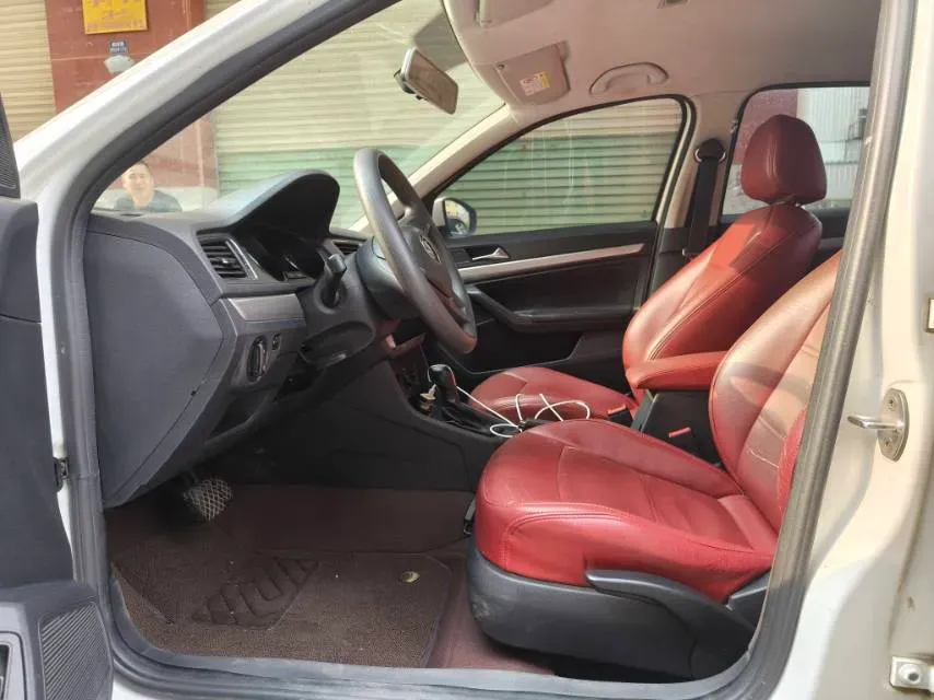 2017 Volkswagen Lavida 1.6L 110HP L4 6AT,autocango,china used car exporter,china ev exporter,chinese used car exporter,chinese used ev exporter