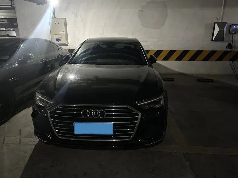2020 Audi A6L 2.0T 224HP L4 7DCT,autocango,china used car exporter,china ev exporter,chinese used car exporter,chinese used ev exporter
