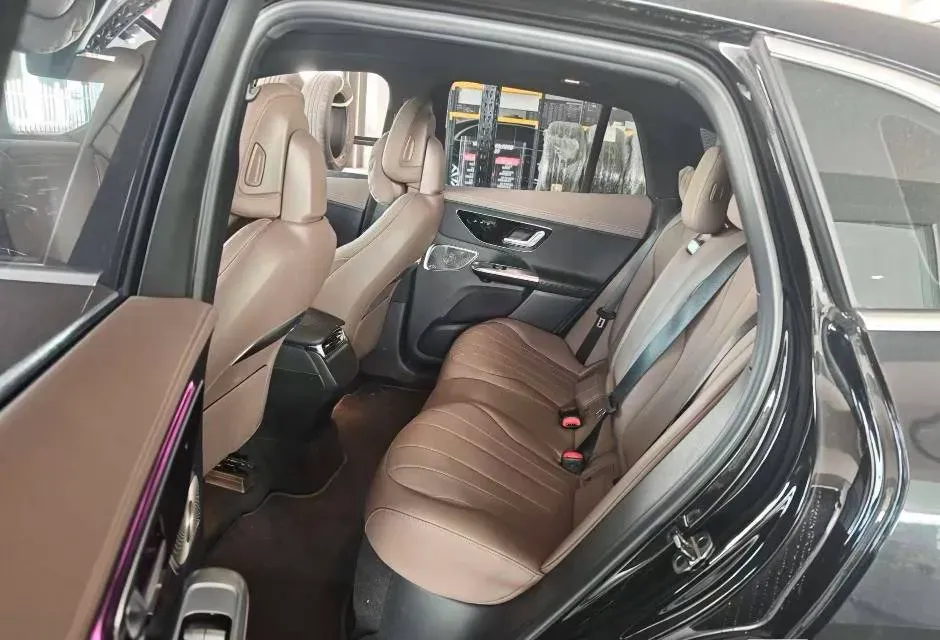 2024 Mercedes-Benz EQE SUV BEV 93.2KWH,autocango,china used car exporter,china ev exporter,chinese used car exporter,chinese used ev exporter