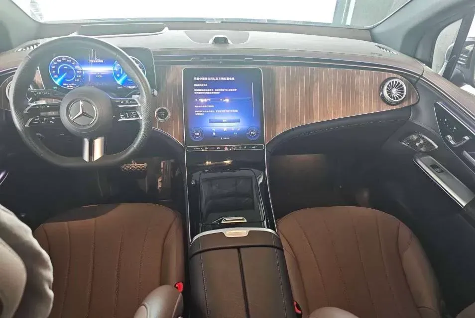 2024 Mercedes-Benz EQE SUV BEV 93.2KWH,autocango,china used car exporter,china ev exporter,chinese used car exporter,chinese used ev exporter