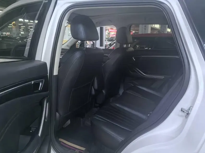 2022 Bestune T55 1.5T 169HP L4 7DCT,autocango,china used car exporter,china ev exporter,chinese used car exporter,chinese used ev exporter