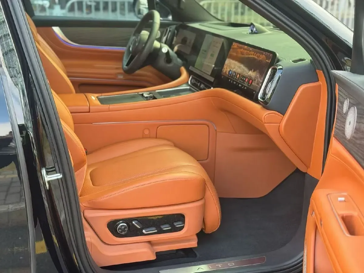 2024 AITO AITO M9 1.5T 152HP L4 REEV 52KWH,autocango,china used car exporter,china ev exporter,chinese used car exporter,chinese used ev exporter