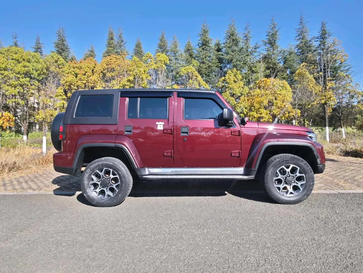 2018 Beijing BJ40 2.3T 250HP L4 6AT,autocango,china used car exporter,china ev exporter,chinese used car exporter,chinese used ev exporter