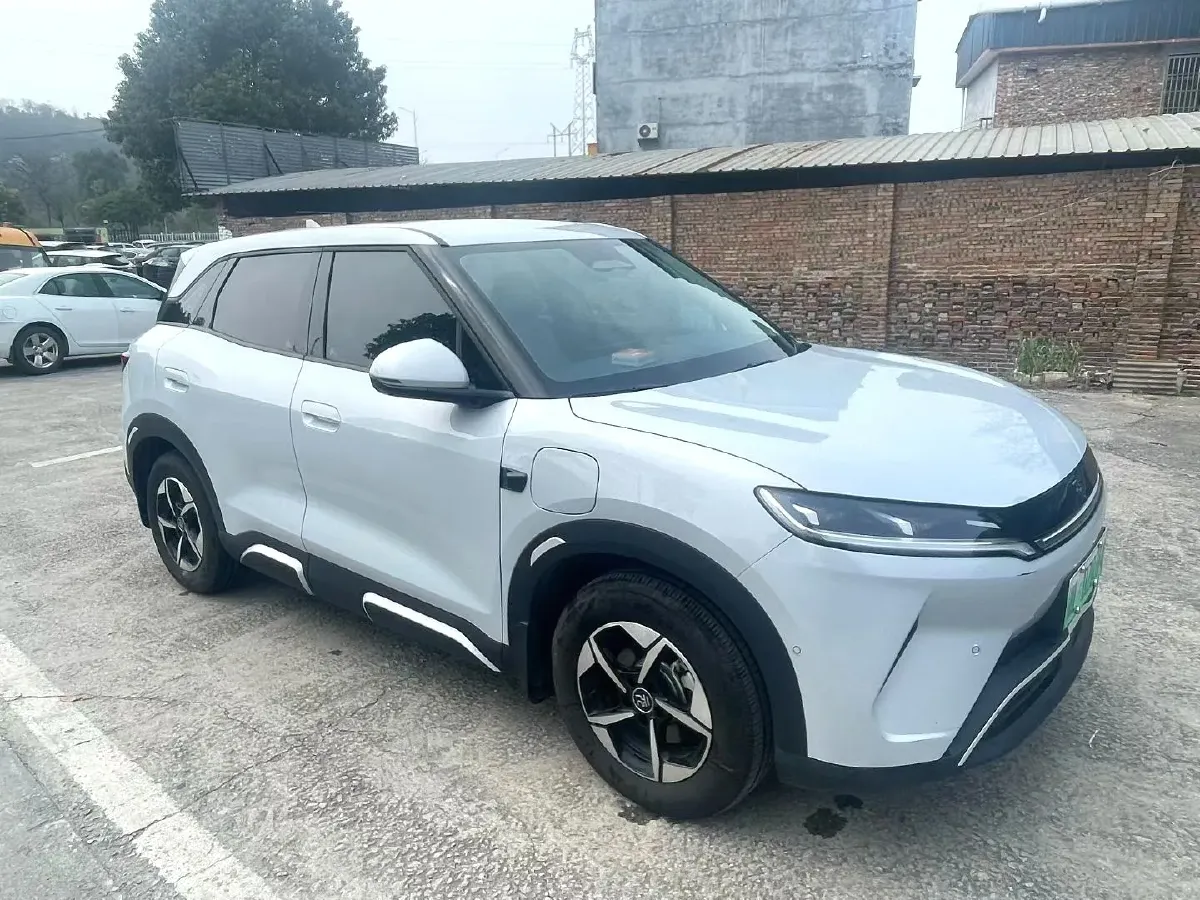 2024 BYD YuanUP BEV 45.12KWH,autocango,china used car exporter,china ev exporter,chinese used car exporter,chinese used ev exporter