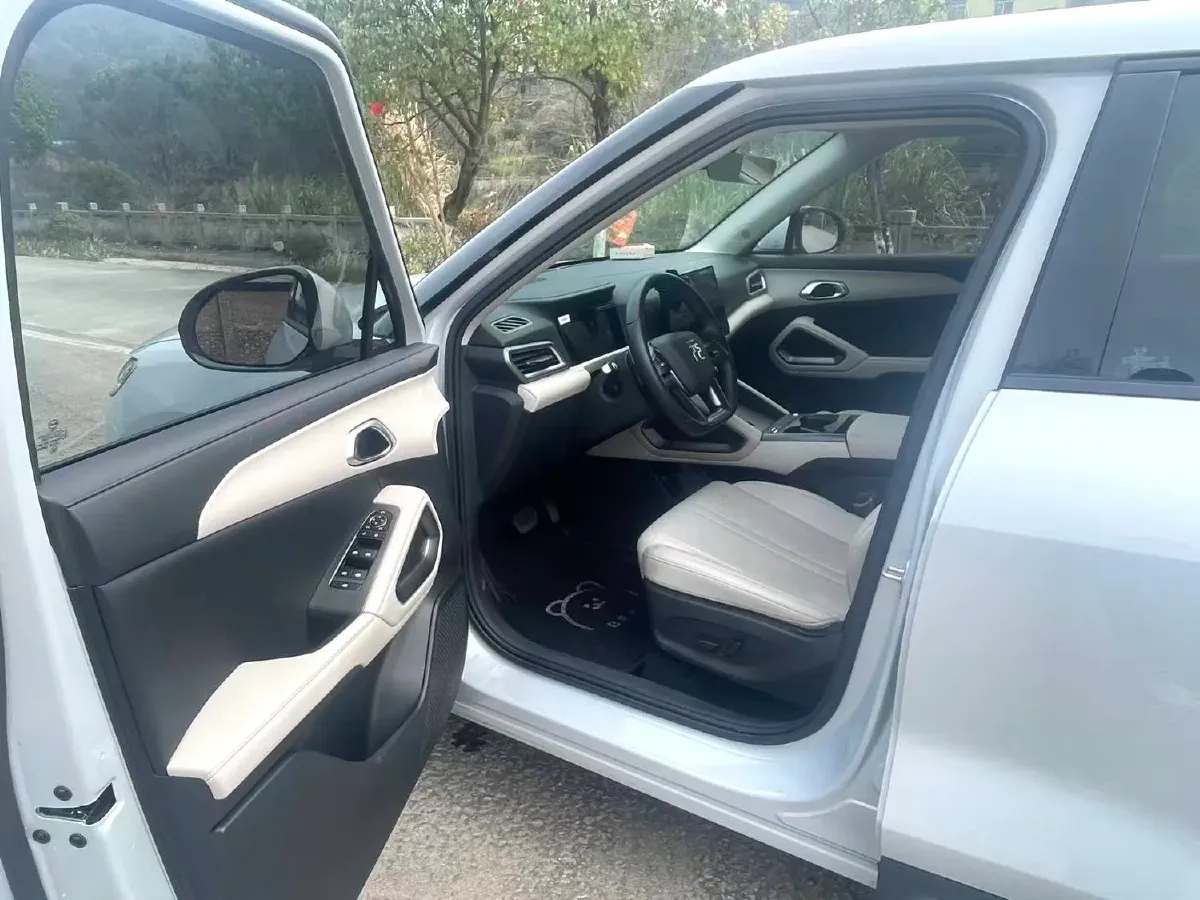 2024 BYD YuanUP BEV 45.12KWH,autocango,china used car exporter,china ev exporter,chinese used car exporter,chinese used ev exporter