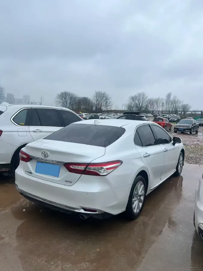 2023 Toyota Camry 2.0L 177HP L4 CVT,autocango,china used car exporter,china ev exporter,chinese used car exporter,chinese used ev exporter