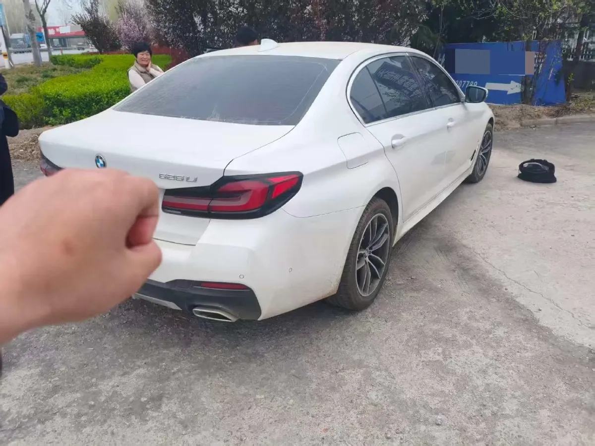 2022 BMW 5 Series 2.0T 184HP L4 8AT,autocango,china used car exporter,china ev exporter,chinese used car exporter,chinese used ev exporter